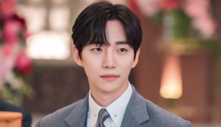 K-Dramas Imperdíveis com a Estrela de “Sorriso Real” Lee JunHo : Uma Maratona de Emoções