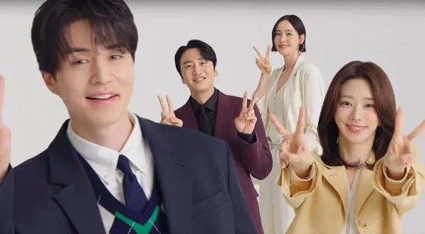 Cena do dorama Seguro para Divorciados disponível na Prime Video
