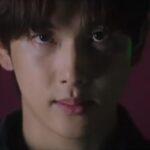 Homem coreano com uniforme verde