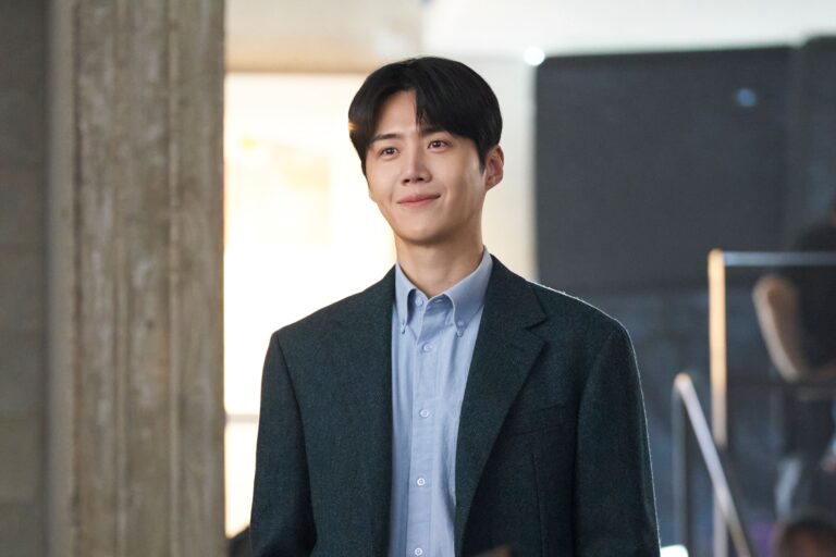 Kim Seon-ho em cena de ‘O Amor Pode Ser Traduzido?’, novo K-drama da Netflix.