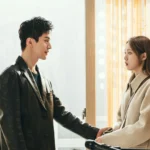 “Protagonistas de “The Nice Guy” em cena do dorama sul-coreano“
